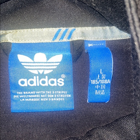 Adidas originals vintage track jacket.  Adidas Black& White Star Pattern Jacket - Picture 10 of 14